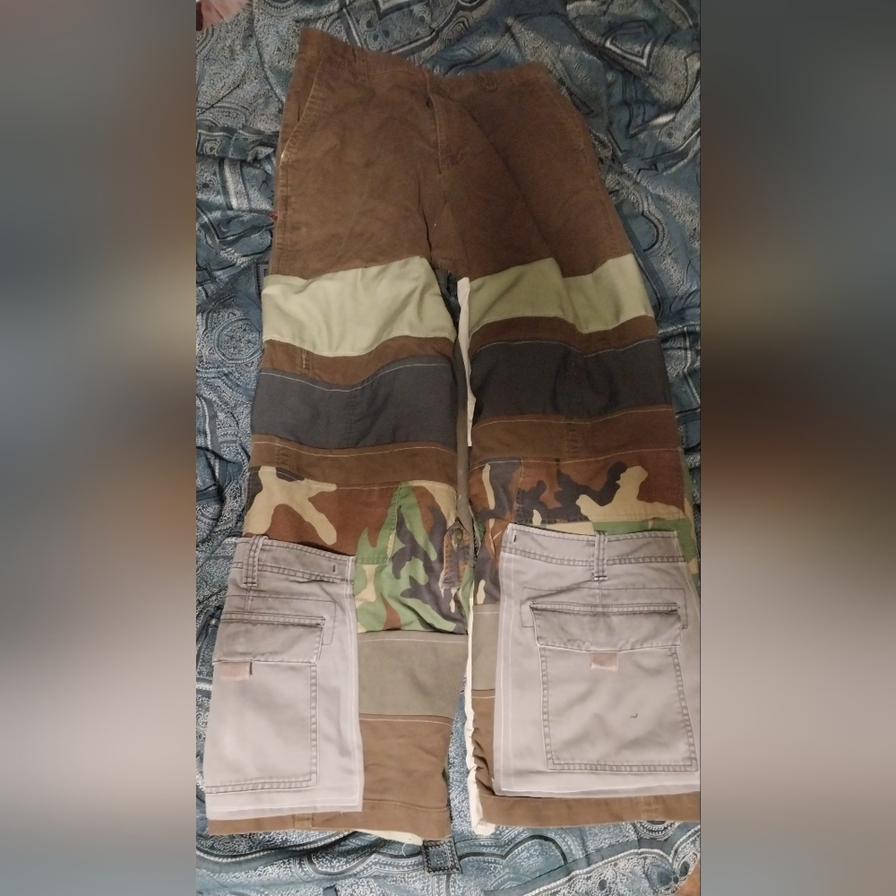 Upcycled pants - Picture 3 of 4